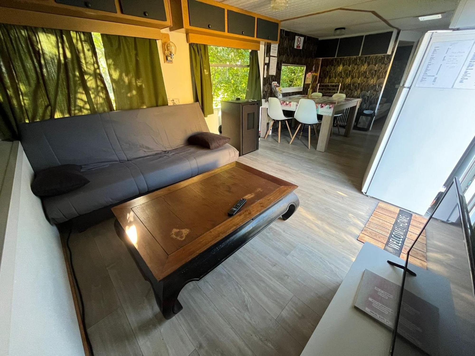 Gite "Home" - Piscine Juvigny Les Vallees Luaran gambar